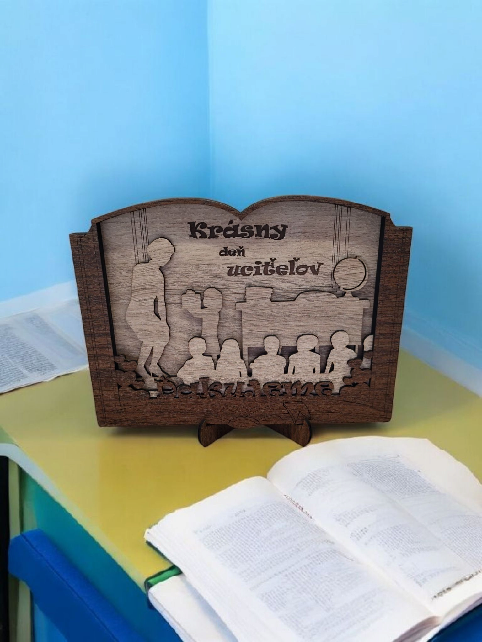 Drevená tabuľka - Deň učiteľov