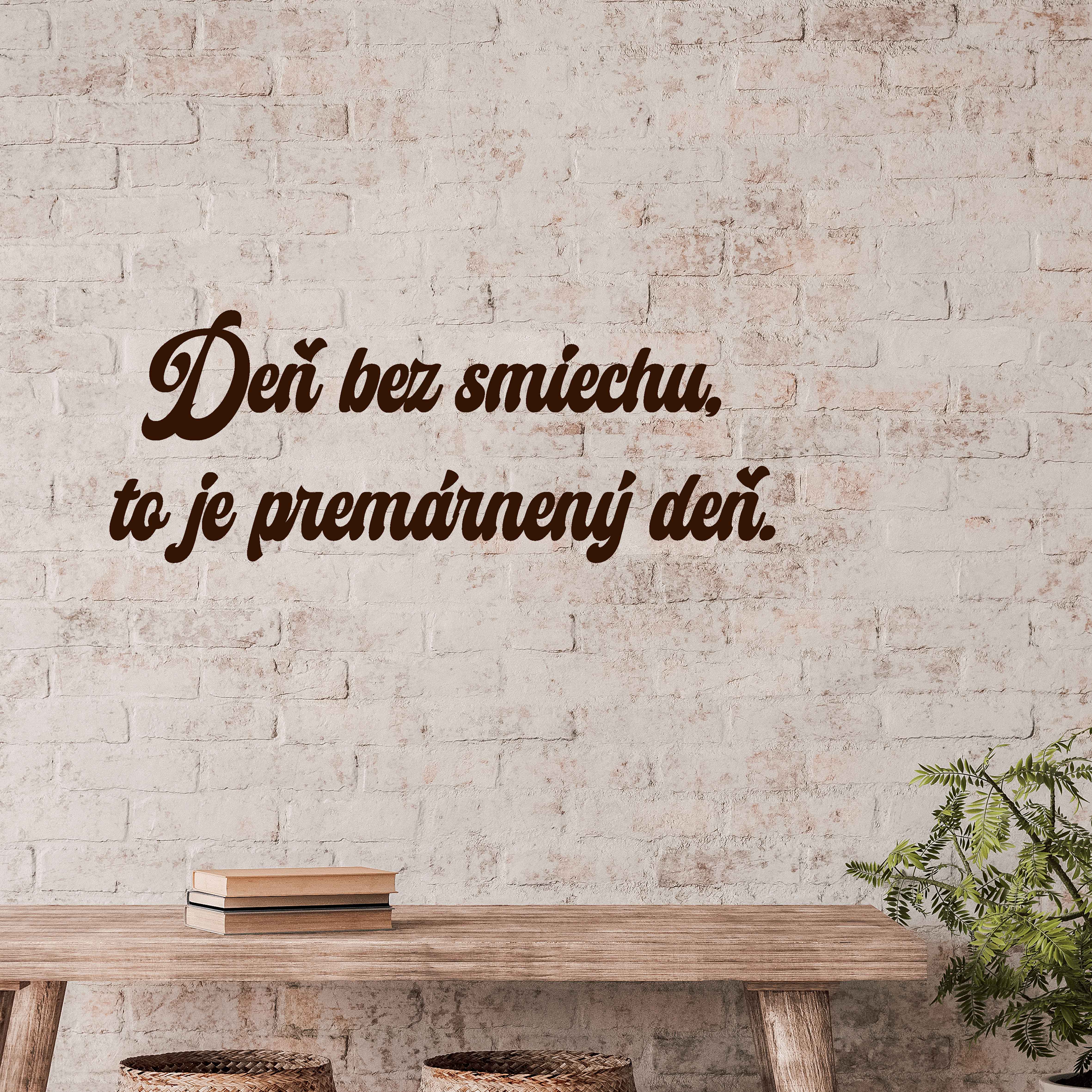 Drevený nápis na stenu - Deň bez smiechu,