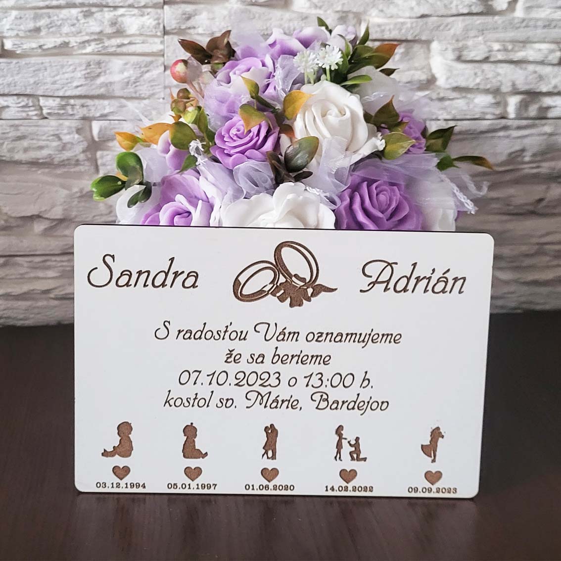 Drevená svadobná pozvánka