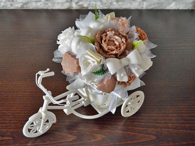 Mydlová Kytica bicykel -  hnedo- biela