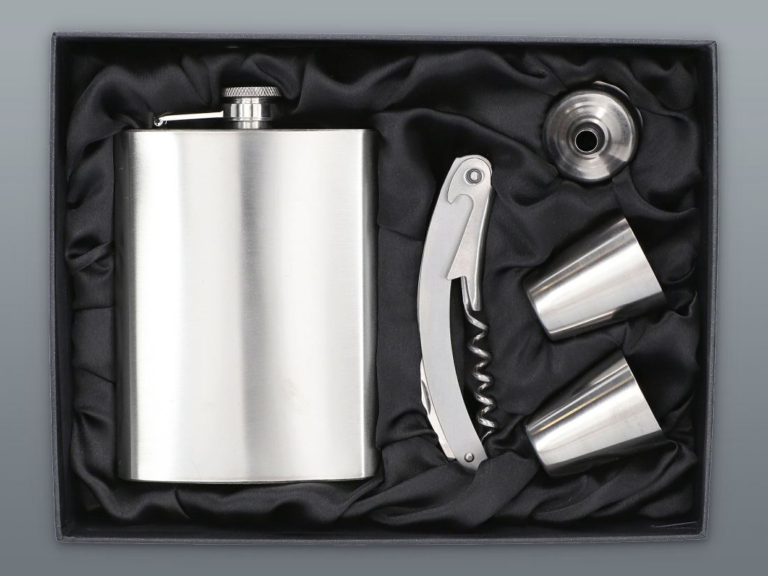 Súprava ALCO ploskačka 240 ml s otvárakom a štamperlíkmi