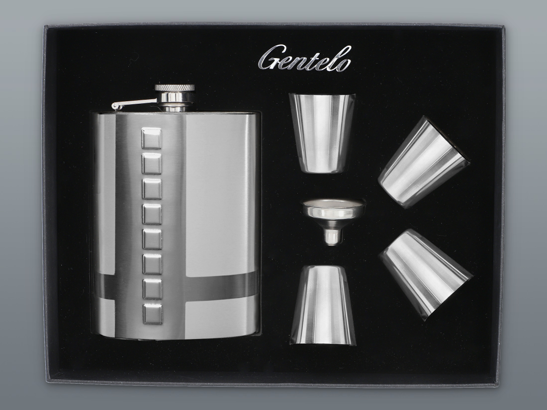 Súprava DARK ploskačka 240 ml + 4 ks štamperlíkov 35 ml