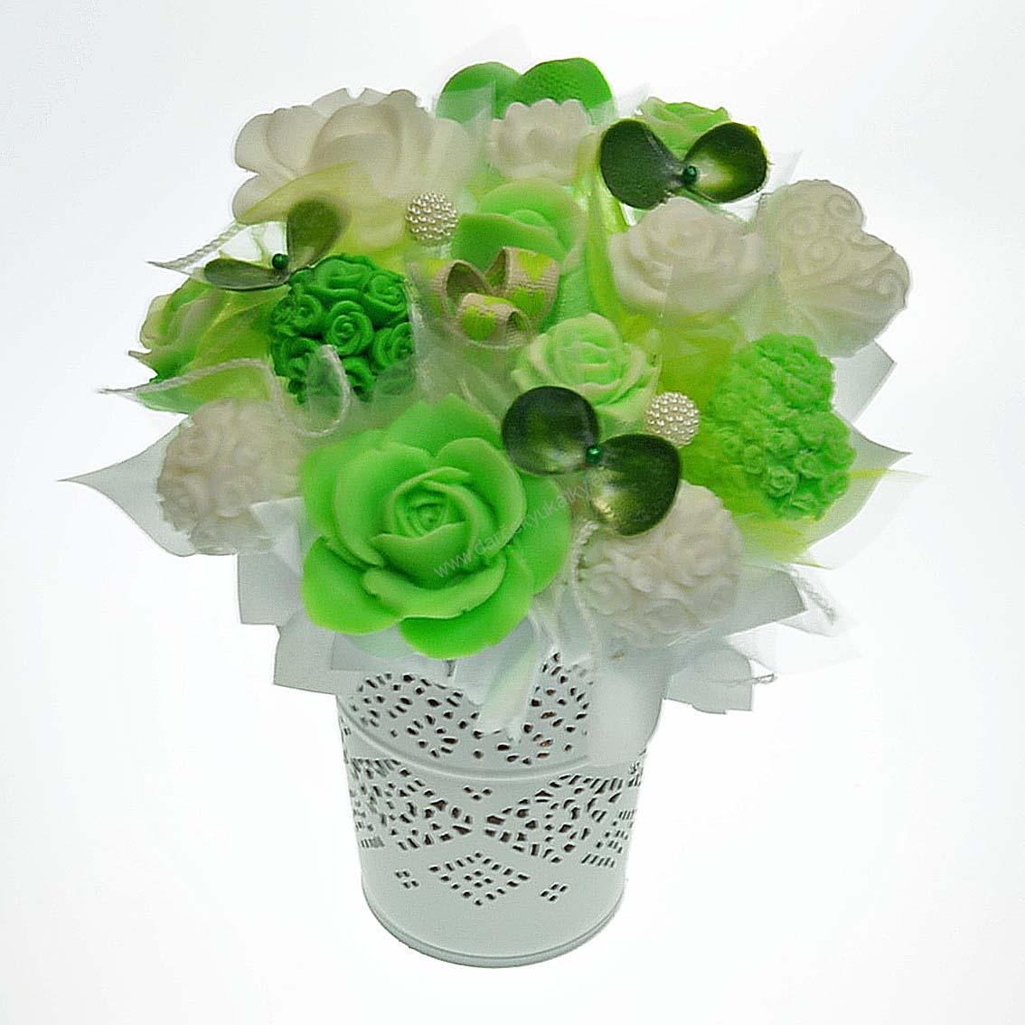 Mydlová Kytica - zeleno biela