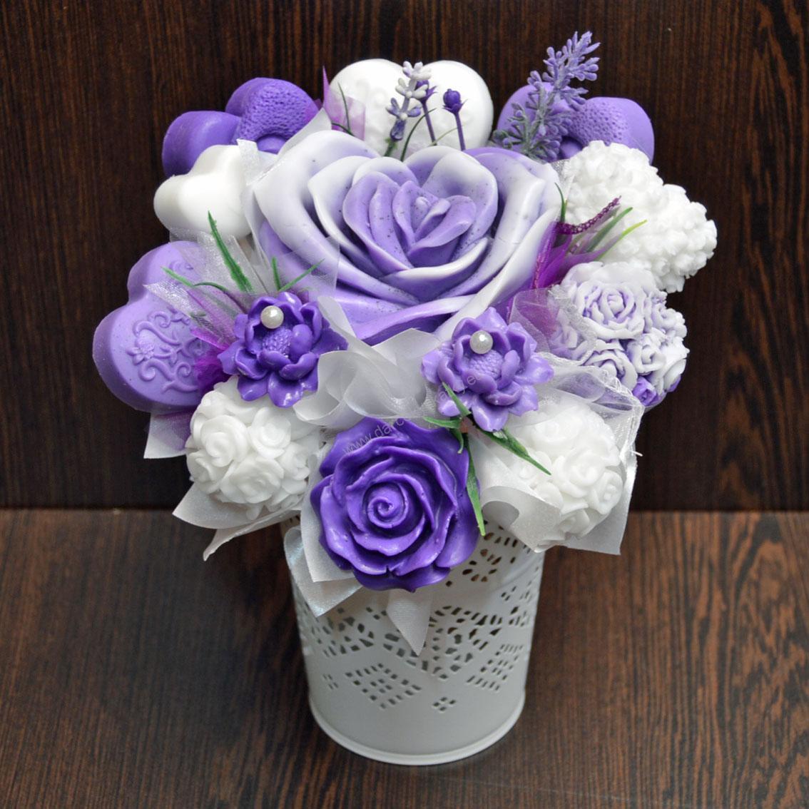 Mydlová Kytica - fialovo - biela