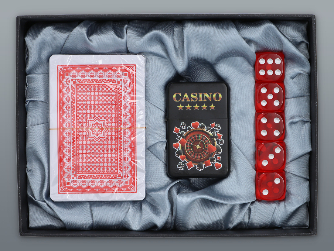 Benzínová zapaľovačka + hrací set