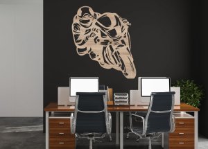 Drevený obraz na stenu – Motorkár v plnej rýchlost