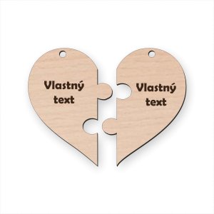 Personalizovateľný drevený prívesok pre pár – puzzle srdce s vlastným textom