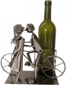 Stojan na víno - Zamilovaný pár na bicykli