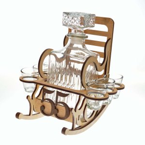 Drevené kreslo s fľaškou k 55. narodeninám