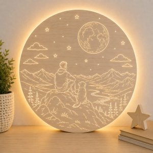 Drevená LED lampa - Muž so psom v horách pod mesiacom