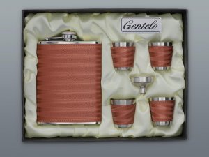 Ploskačka nerezová + 4ks štamperlíkov v darčekovej krabičke