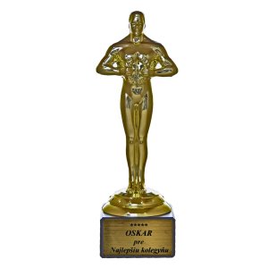 Soška Oscar - pre Najlepšiu kolegyňu