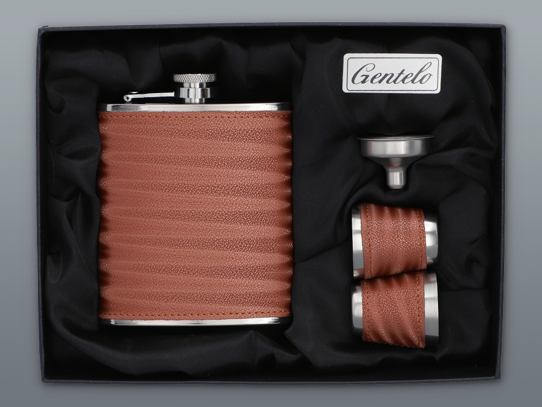 Ploskačka s 2 pohárikmi a lejkom