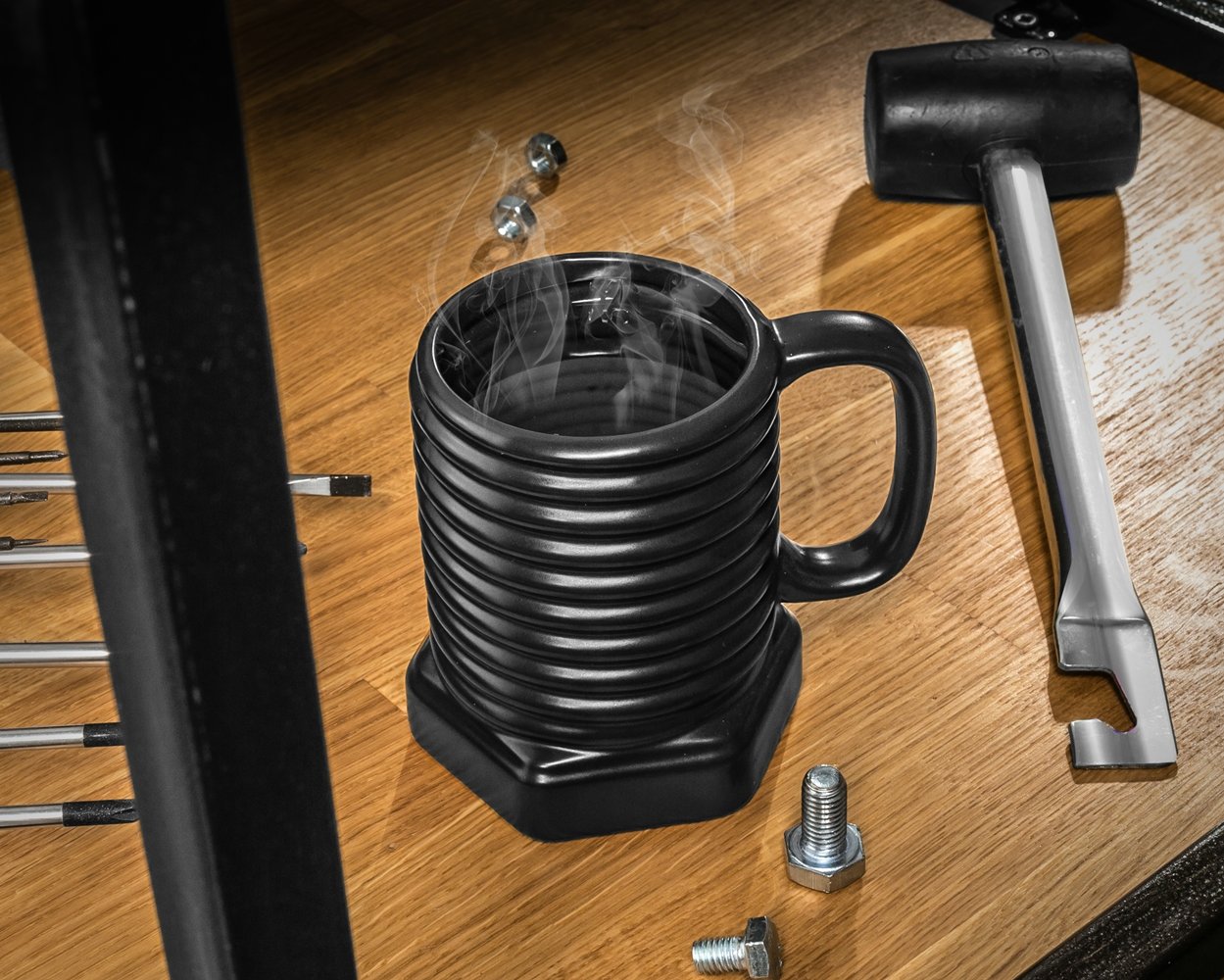 Skrutkový hrnček - ČIERNY