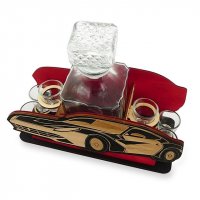 Darčeková súprava auto s fľašou a štamperlíkmi