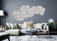 Drevená mapa Slovenska s krajmi