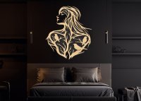 Drevený obraz na stenu – Žena v prírode