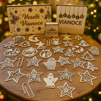 Drevené vianočné ozdoby v darčekovej krabičke – Veselé Vianoce (12 ks)