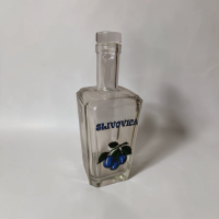 Sklenená fľaša slivovica 0,7 L