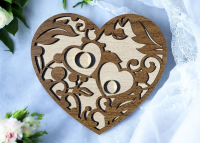 Drevené srdce na obrúčky