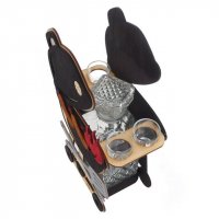 Drevený stojan s fľaškou a štamperlíkmi - GRIL