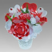 Mydlová Kytica - červeno biela