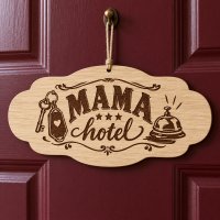 Drevená tabuľka na zavesenie – Mama hotel