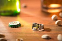 Ľadový pivový pohár CHILLER XXL - 650ml zlatý + otvarak