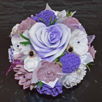 Mydlová Kytica v keramickom kvetináči - fialová, hnedá, biela