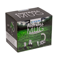 futbalový hrnček s topánkami a loptičkou