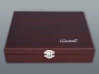 Ploskačka + 2 poháriky a lejak v elegantnej krabičke