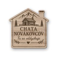 Personalizovaná drevená tabuľka domček XL - Chata Novákovcov