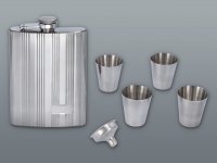 Súprava BLACK ploskačka 240 ml + 4 ks štamperlíkov 35 ml